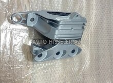 Chevrolet Malibu mühərrik yastığı